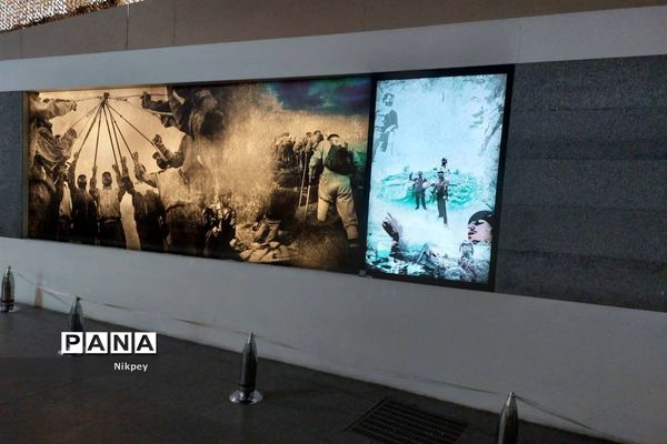 شرکت دانش‌آموزان دبیرستان شاهد حجاب منطقه ۱۳ در باغ موزه دفاع مقدس