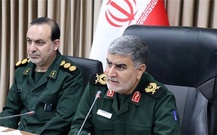 باید سیره امام خمینی را به میان دانش‌آموزان ببریم