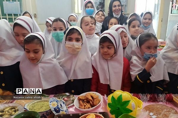 برگزاری جشنواره فجر و سلامت در دبستان حضرت زهرا(س) ۲ رودهن