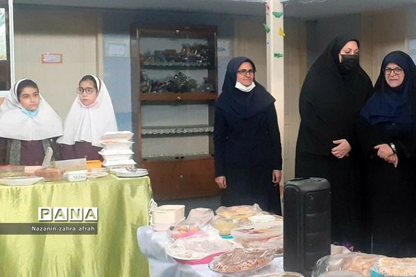 برگزاری جشنواره فجر و سلامت در دبستان حضرت زهرا(س) ۲ رودهن