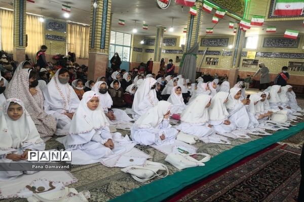 جشن عبادت دانش‌آموزان دختر روستای کالدشت دماوند