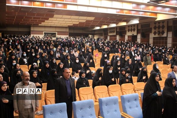 همایش دختران فاطمی رهروان زینبی در بوشهر