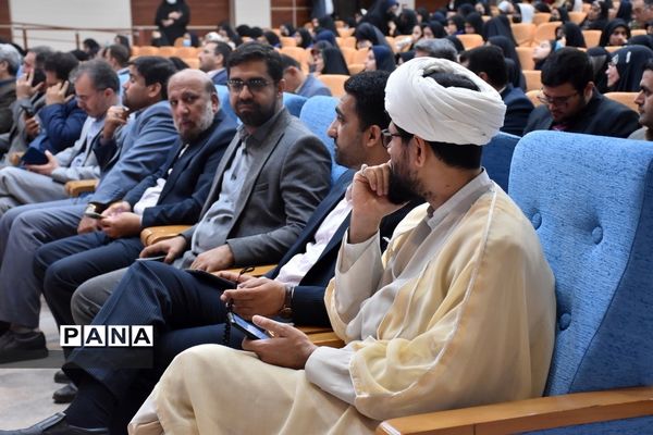 همایش دختران فاطمی رهروان زینبی در بوشهر