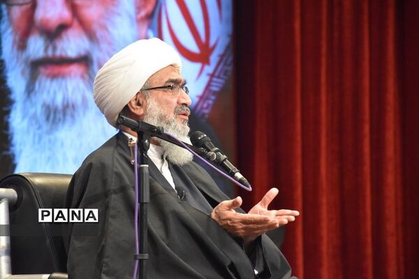 همایش دختران فاطمی رهروان زینبی در بوشهر