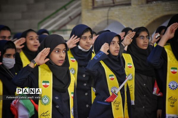 مانور یاوران انقلاب