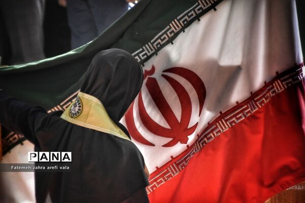 مانور یاوران انقلاب