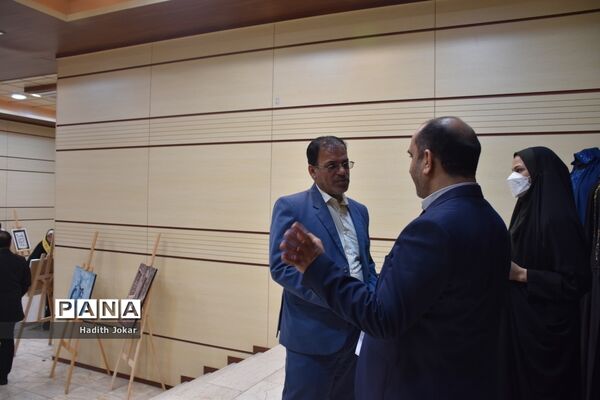 نمایشگاه  دختران فاطمی رهروان زینبی در بوشهر