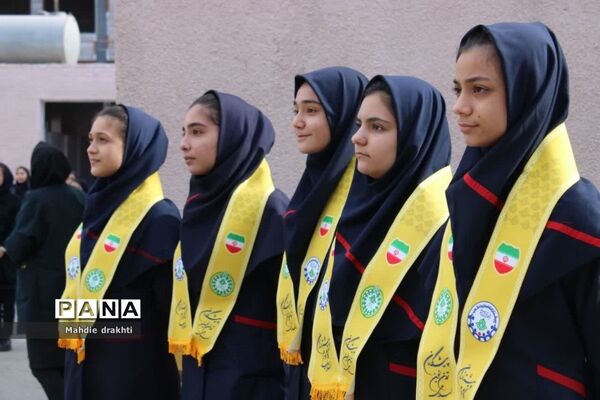 مراسم باشکوه یاوران انقلاب در بهارستان یک