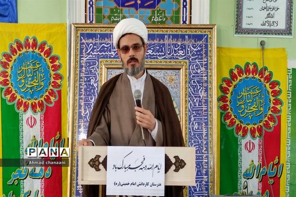 جشن پیروزی انقلاب اسلامی در مدارس کارون