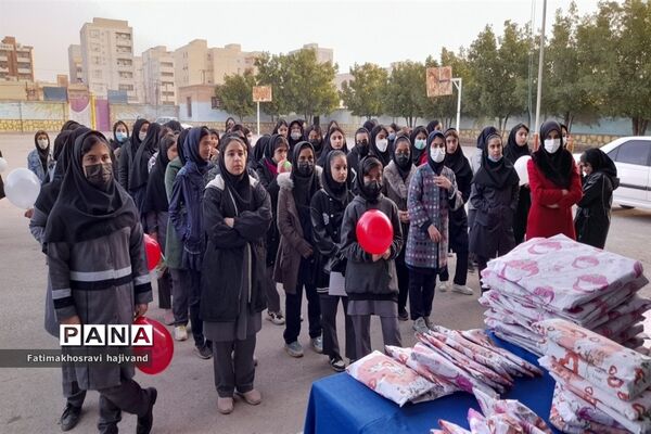 گرامیداشت دهه فجر در دبیرستان صداقت ناحیه ۲ اهواز