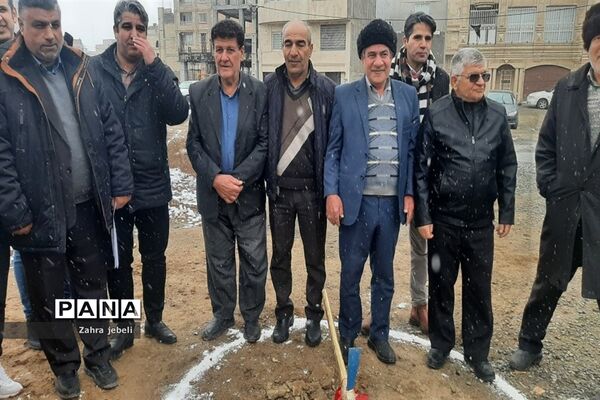مراسم  کلنگ زنی مدرسه ۸ کلاسه در صفادشت
