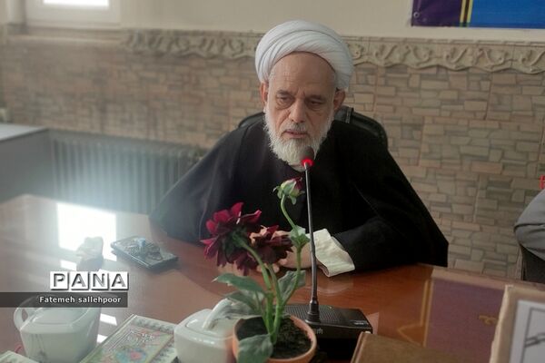 مراسم هم‌اندیشی مسابقات قرآنی در اداره آموزش و پرورش شهرستان قرچک