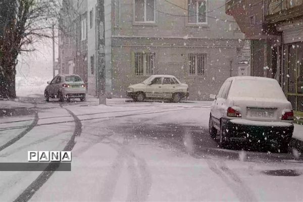 رنگ  سفید برف بر چهره ملارد و صفادشت