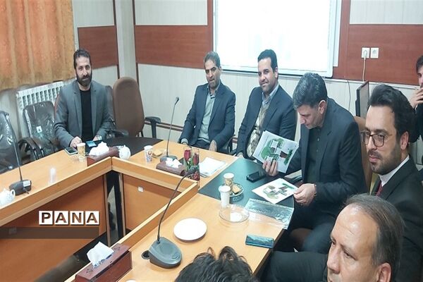 رونمایی از اولین شماره نشریه الکترونیک، ارگان امور جوانان آموزش و پرورش خلیل‌آباد