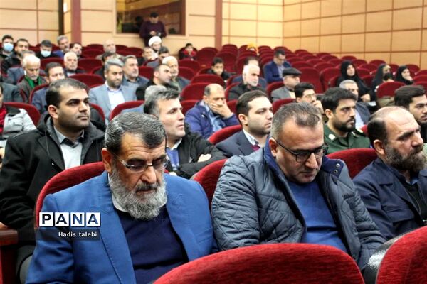 آیین رونمایی از کتاب دوما برگرفته از زندگی مادر سه شهید