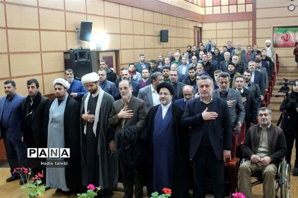 آیین رونمایی از کتاب دوما برگرفته از زندگی مادر سه شهید