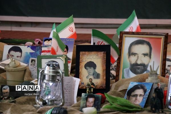 مراسم یادواره شهدای دفاع مقدس در اردوگاه ثامن الحجج