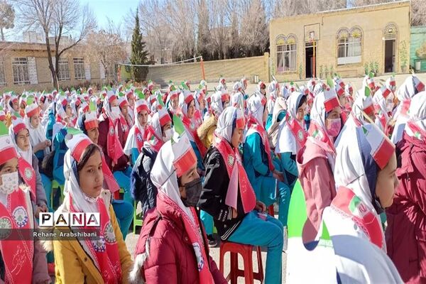 برگزاری جشن انقلاب در مدارس آباده