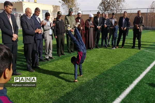 افتتاح زمین چمن مدرسه قرآنی شهید محمدمنتظر قائم شهرستان خاتم