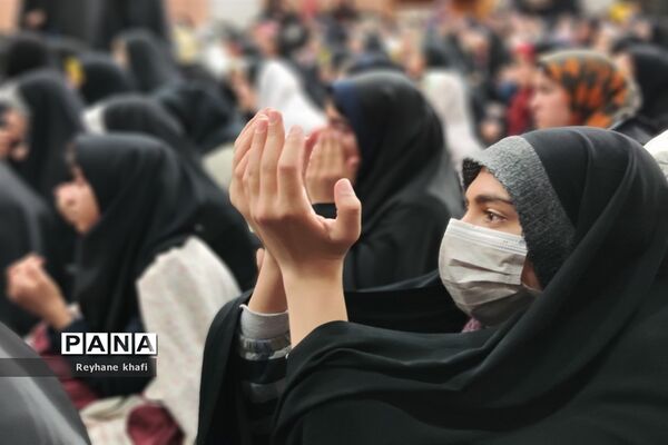 روز دوم اردوی زیارت اولی ها در حرم امام رضا(ع)
