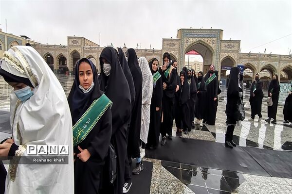 روز دوم اردوی زیارت اولی ها در حرم امام رضا(ع)