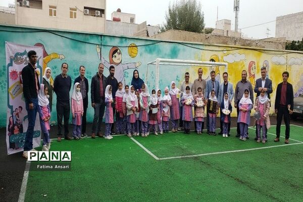 کارگاه آموزش خانواده در دبستان شهید فولادی بوشهر