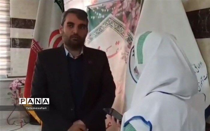 هویت‌بخشی به پشتوانه جمهوری اسلامی، مهم‌ترین اتفاق عصر فعلی برای دانش‌آموزان است/ فیلم