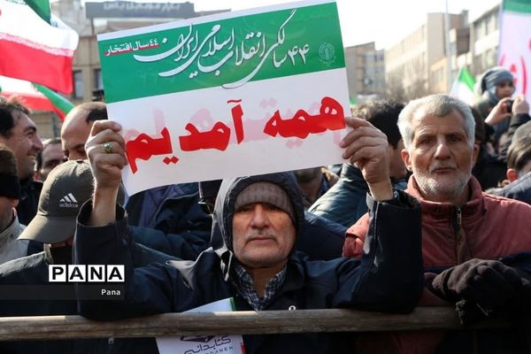 راهپیمایی۲۲بهمن در شهرستان‌های آذربایجان شرقی