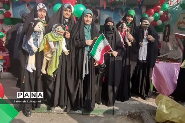 حضور پرشور مردم در جشن چهل و چهارمین سالگرد انقلاب اسلامی ایران