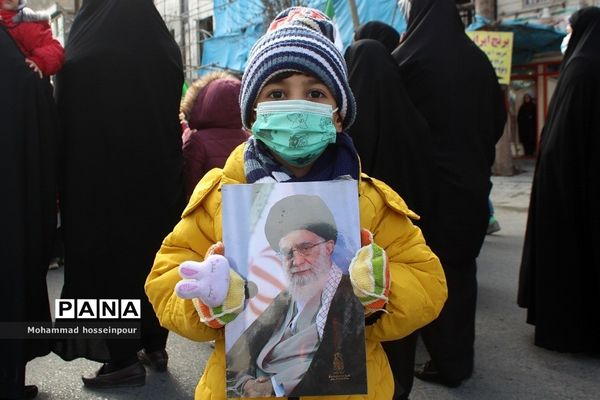 حضور پرشور مردم بهارستانی در راهپیمایی ۲۲ بهمن