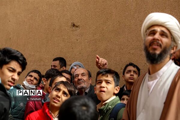 در پیچ و خم تاریخ انقلاب مردم یزد