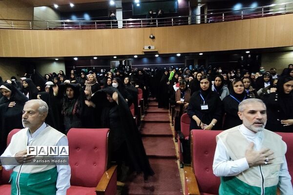 تجلیل از زنان موفق شهریاری در فرهنگسرای الغدیر