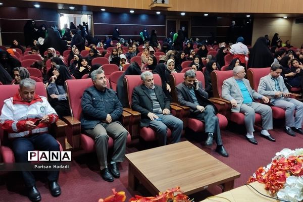 تجلیل از زنان موفق شهریاری در فرهنگسرای الغدیر