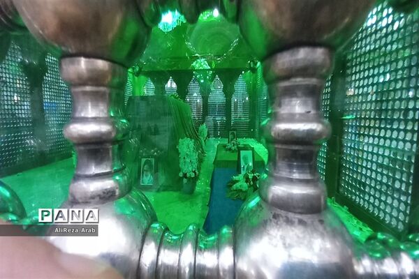 تجدید میثاق جمعی از کارمنداران اداره استثنایی استان تهران با امام راحل(ع)
