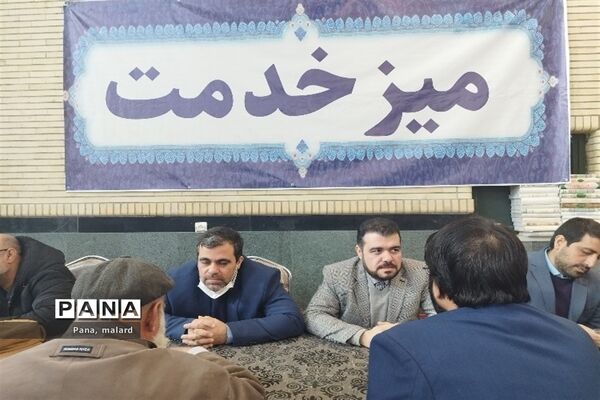 ارائه خدمات به نمازگزاران در نمازجمعه ملارد