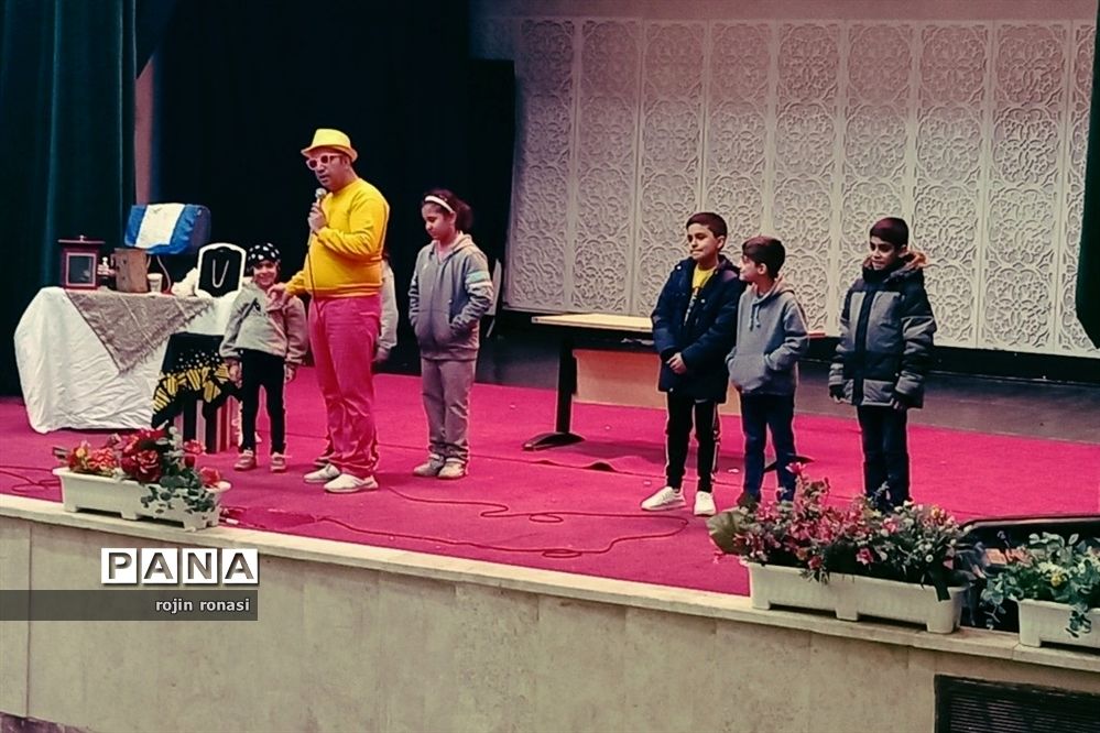 جشن‌های دهه فجر انقلاب و اعیاد ماه رجب درکانون فرهنگی تربیتی سلمان منطقه ۱۰