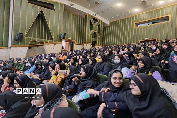 جشن‌های دهه فجر انقلاب و اعیاد ماه رجب درکانون فرهنگی تربیتی سلمان منطقه ۱۰