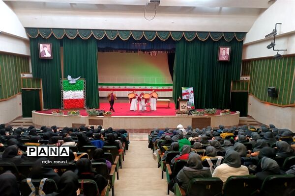 جشن‌های دهه فجر انقلاب و اعیاد ماه رجب درکانون فرهنگی تربیتی سلمان منطقه ۱۰