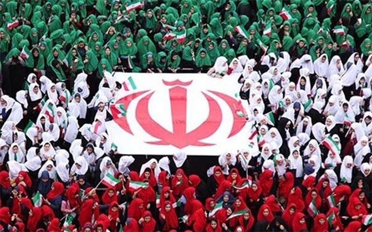 من در راهپیمایی ۲۲ بهمن شرکت می‌کنم زیرا.../فیلم