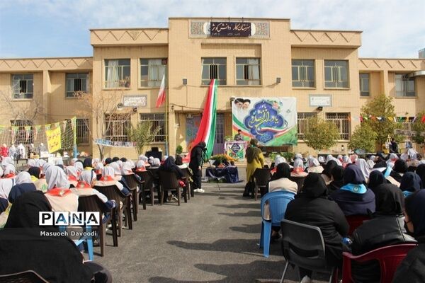 برگزاری جشن یاوران انقلاب ناحیه ۳ شیراز