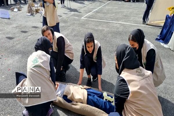 برگزاری جشن یاوران انقلاب ناحیه ۳ شیراز