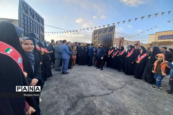 افتتاح دو مدرسه همزمان با دهه فجر در جعفرآباد قم-1