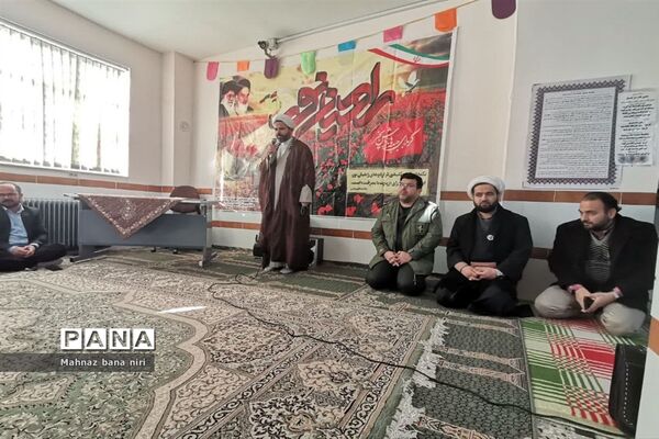 اعزام ۷۰ دانش‌آموز منطقه نیر به یادمان‌ عملیات‌های دفاع مقدس