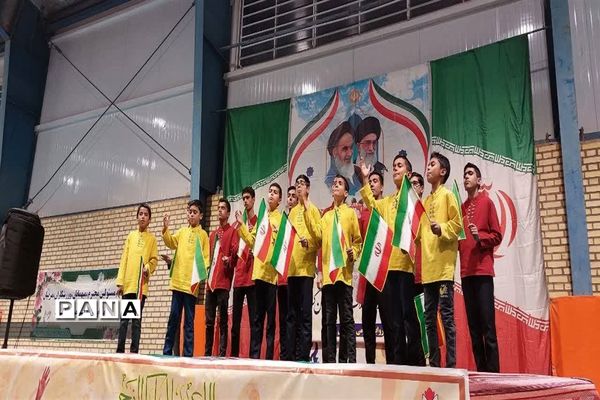 راهپیمایی 22بهمن در بخش آیسک شهرستان سرایان