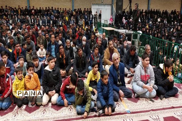 راهپیمایی 22بهمن در بخش آیسک شهرستان سرایان