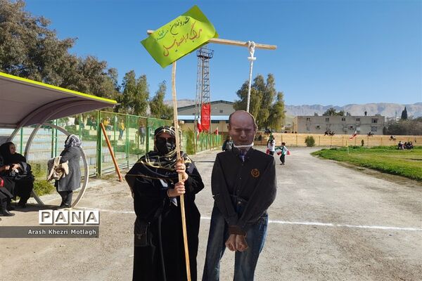 حضور دانش‌آموزان کازرونی در راهپیمایی شکوه ۴۴