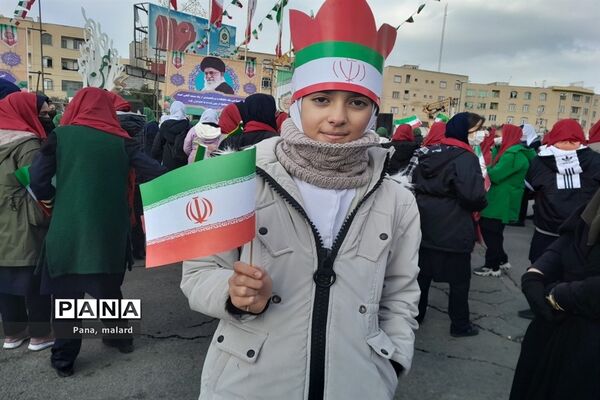 تجمع پرشور ۲۲ بهمن در ملارد