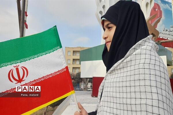 تجمع پرشور ۲۲ بهمن در ملارد