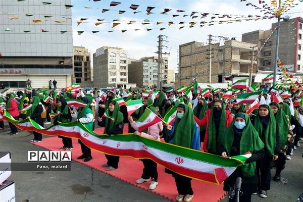تجمع پرشور ۲۲ بهمن در ملارد