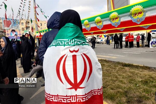 تجمع پرشور ۲۲ بهمن در ملارد